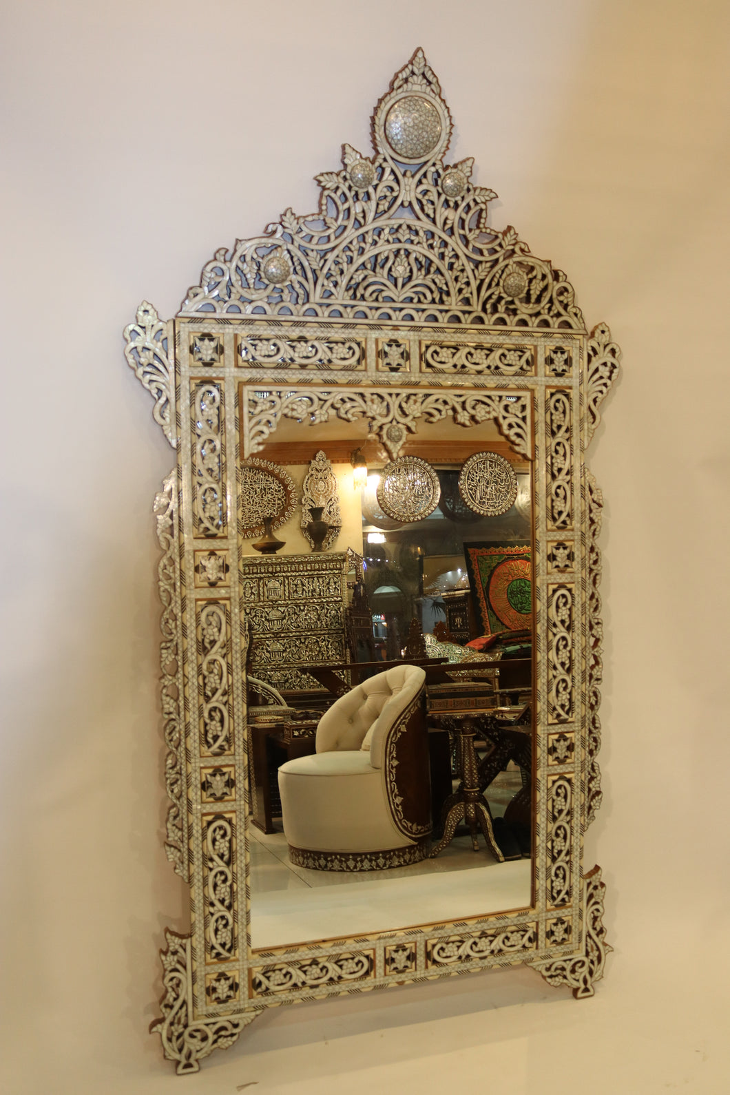 Walnut wood mirror full mother-of-pearl mirror