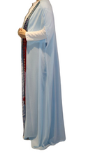 Lade das Bild in den Galerie-Viewer, Elegant Chiffon Saaya Abaya with Intricate Embroidery
